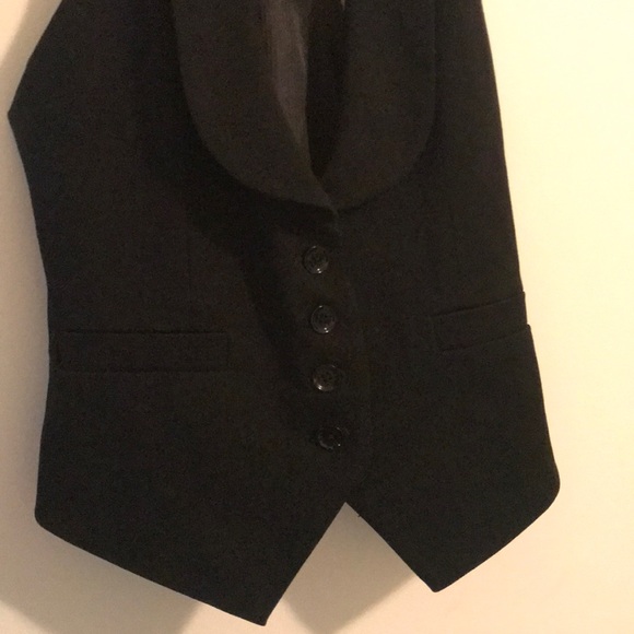 Black Express Vest - Picture 3 of 6